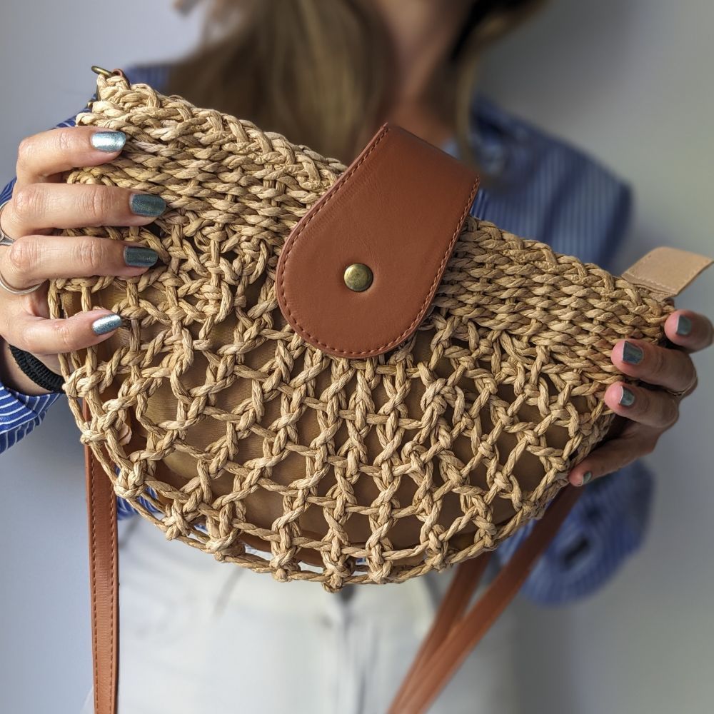 Isla Straw Purse