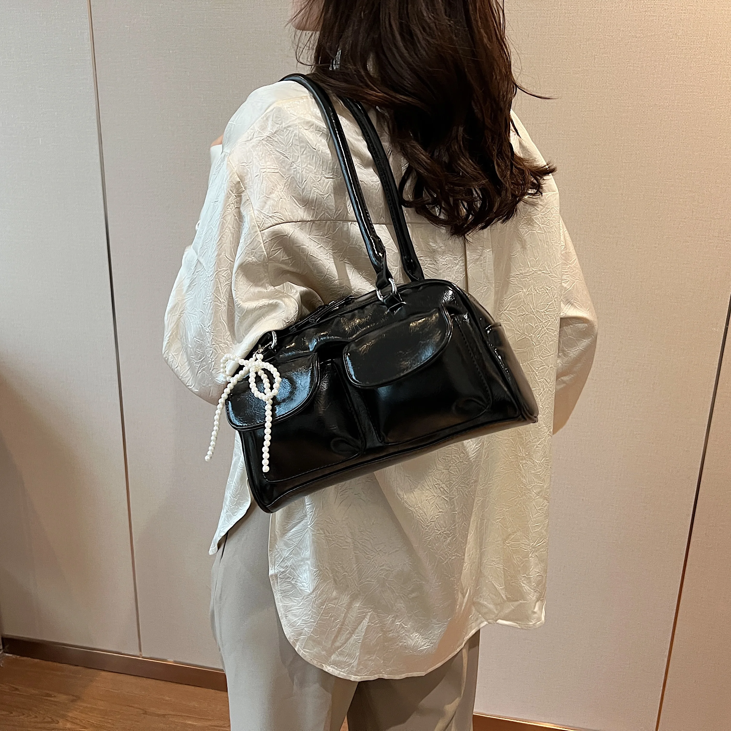 Vivienne Pearl Tote