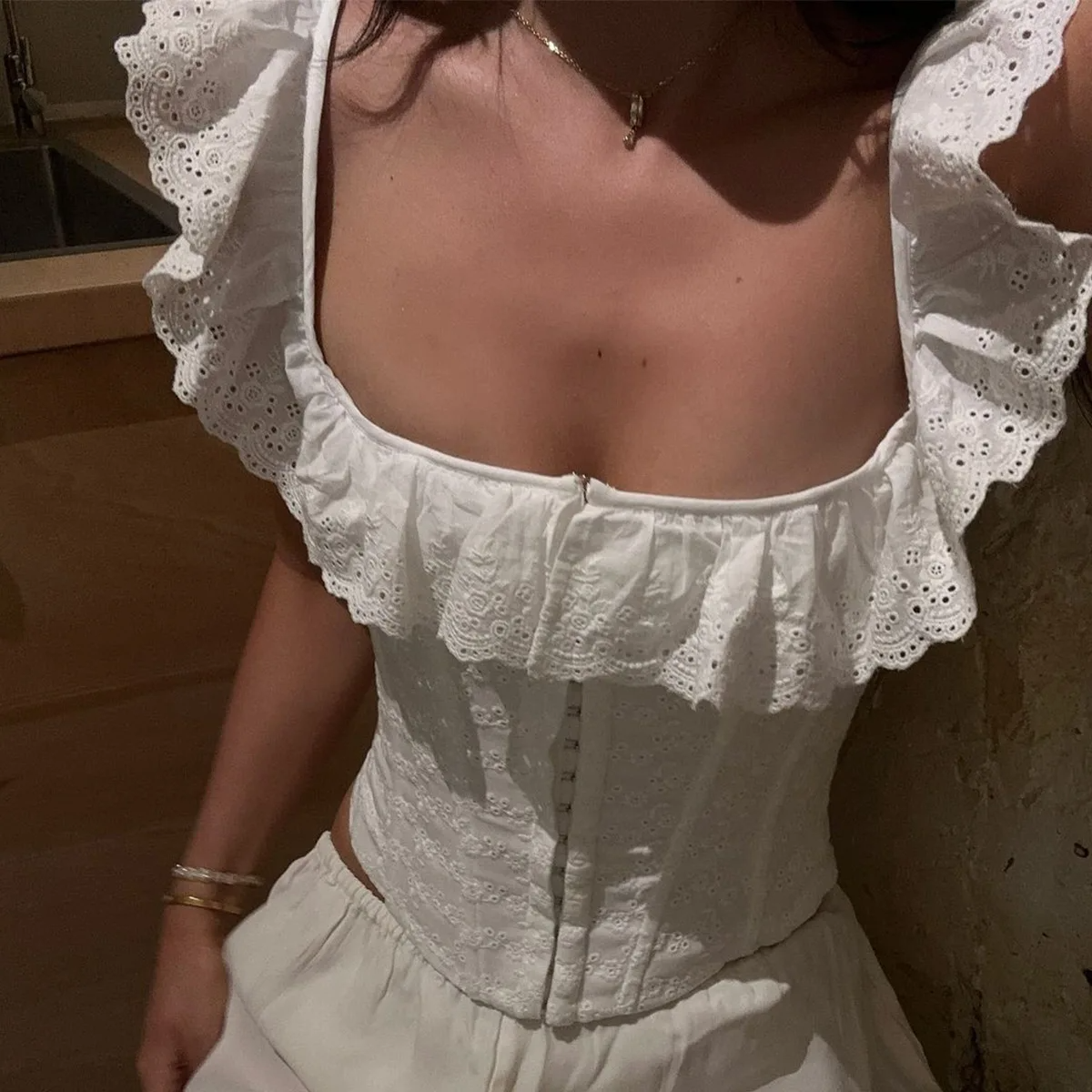 Rivage Eyelet Top
