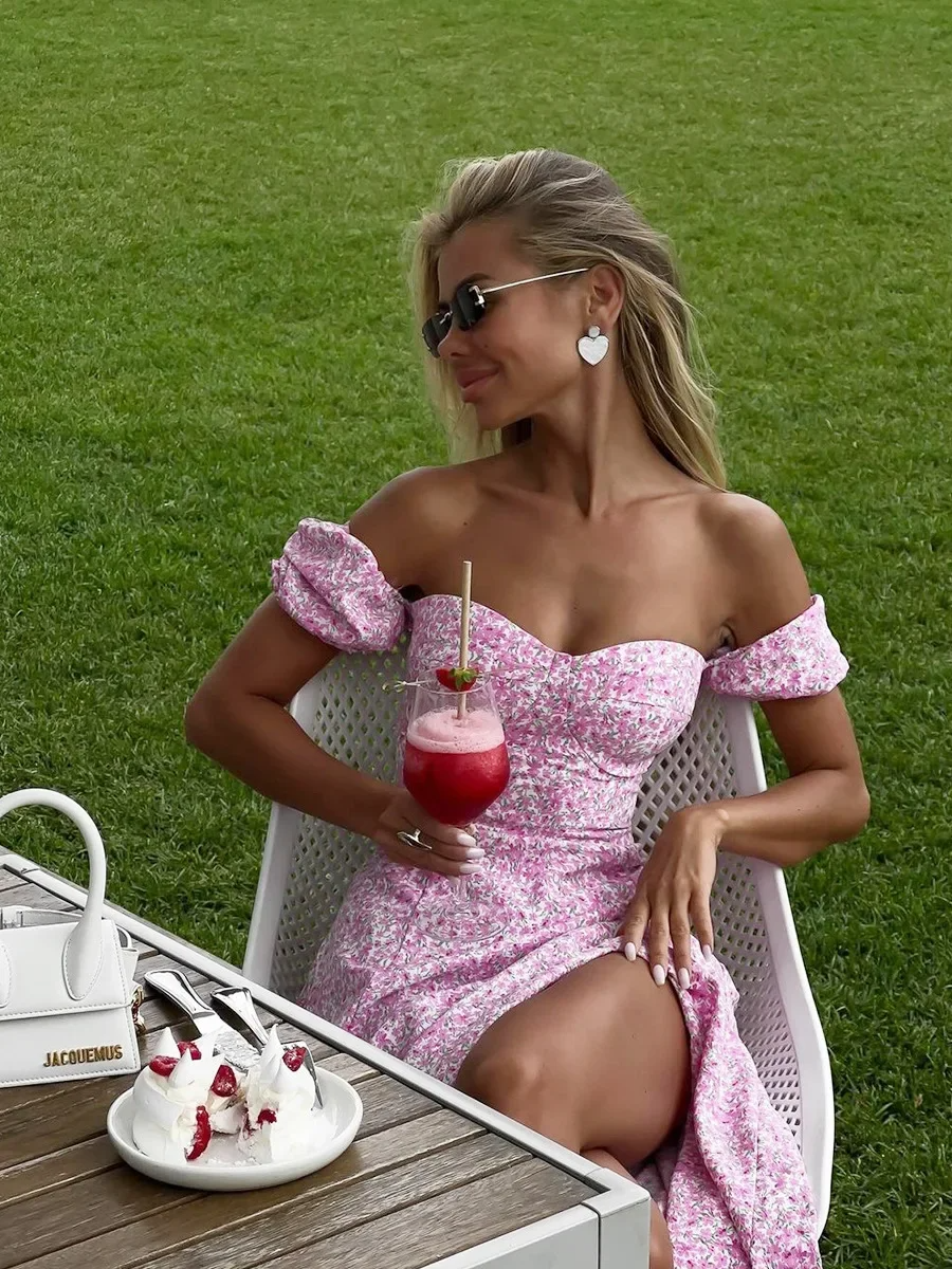 Amélie Off-Shoulder
