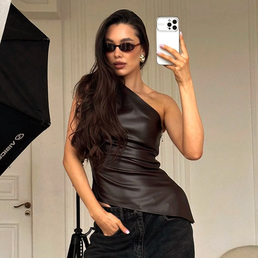 Obsidian One-Shoulder