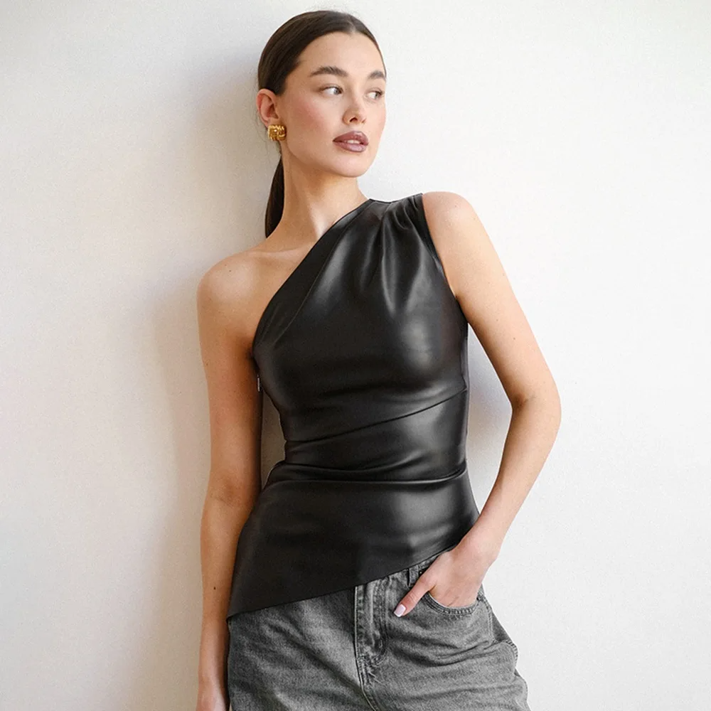 Obsidian One-Shoulder